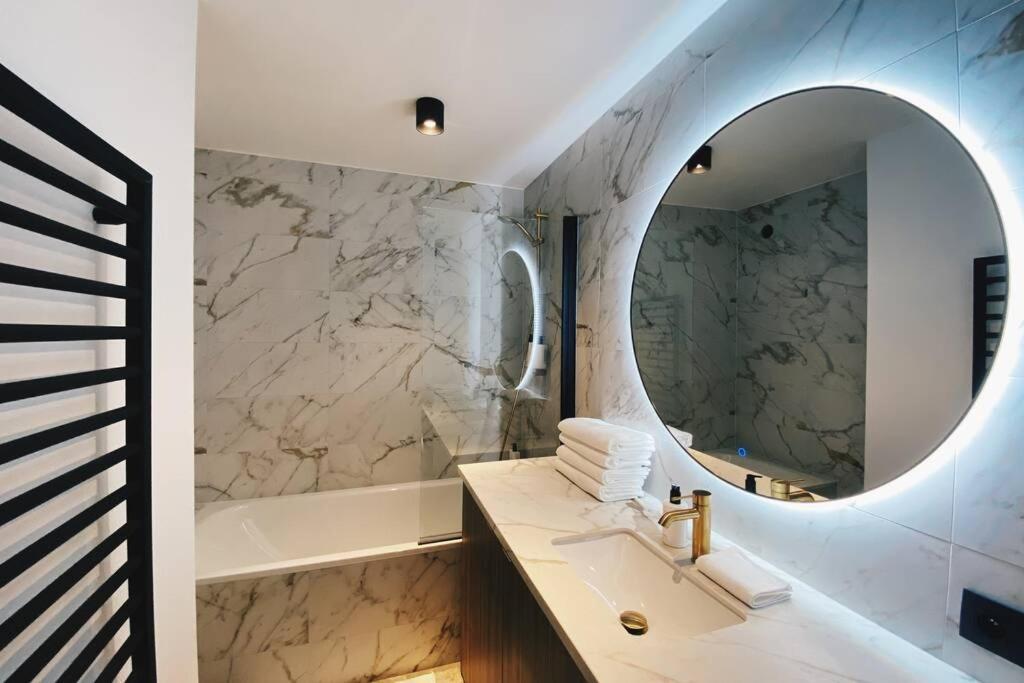 Wonderful Architect Designed Flat With Sea View Apartment Oostende Ngoại thất bức ảnh